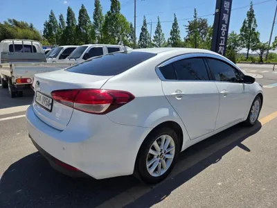 Kia K3 2016, 136000 км, за 6990000 KRW