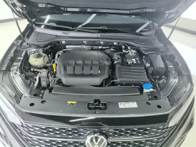 Volkswagen Passat 2022, 48000 км, за 113600 CNY - фото 10