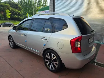 Kia Carens 2011, 178118 км, за 3900000 KRW - фото 6