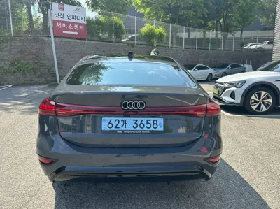 Audi A6 e-tron 2025, 6300 км, за 77000000 KRW