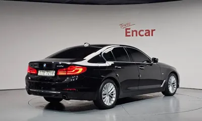 BMW 5-Series 2018, 68025 км, за 23500000 KRW