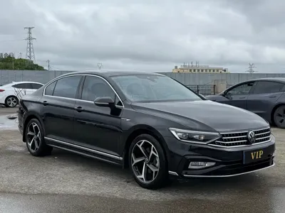Volkswagen Magotan 2024, 35000 км, за 129800 CNY