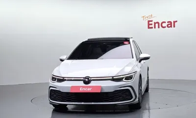 Volkswagen Golf 2024, 9897 км, за 55550000 KRW