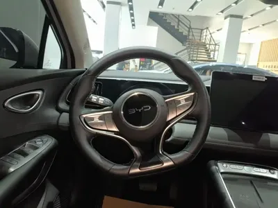 BYD 海狮05 EV 2025, 5000 км, за 108200 CNY - фото 11