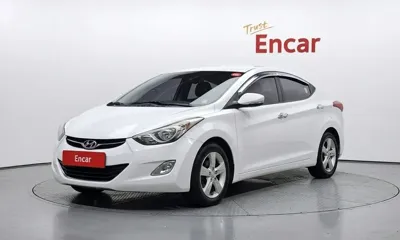 Hyundai Avante · 2012 год