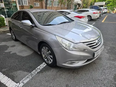 Hyundai Sonata 2013, 193656 км, за 3900000 KRW