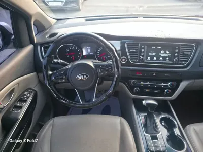 Kia Canival 2020, 338817 км, за 9900000 KRW - фото 10