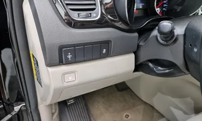 Kia Canival 2019, 148399 км, за 9990000 KRW - фото 15