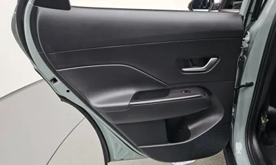 Hyundai Kona 2023, 50016 км, за 20900000 KRW - фото 25