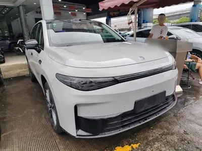 Leapmotor Leapmotor C10 2025, 4100 км, за 117200 CNY