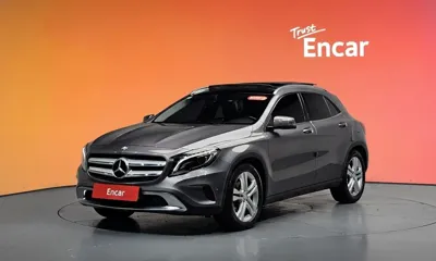 Mercedes-Benz GLA-Class · 2015 год