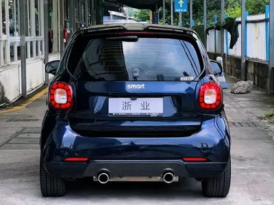 Smart Smart Fortwo 2017, 66000 км, за 68000 CNY - фото 16