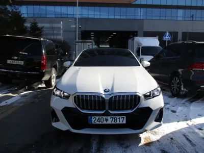 BMW 5-Series · 2024 год