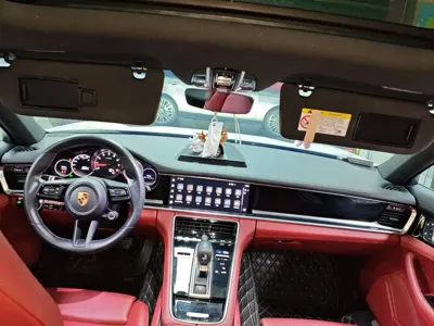 Porsche Panamera 2022, 53000 км, за 589800 CNY