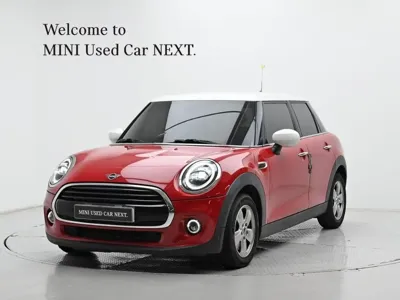 MINI Cooper · 2021 год