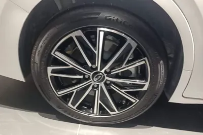 GAC Trumpchi E8 New Energy 2024, 36400 км, за 166884.9 CNY - фото 11