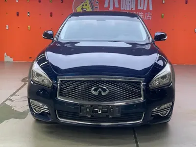Infiniti Q70 2020, 71000 км, за 103800 CNY