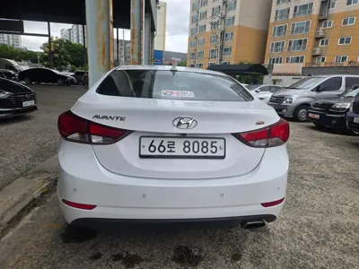 Hyundai Avante 2014, 90500 км, за 6550000 KRW - фото 3