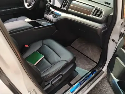 Honda Elysion 2017, 129800 км, за 100000 CNY - фото 8