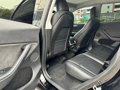 Tesla Model Y 2023, 33000 км, за 126800 CNY - фото 10