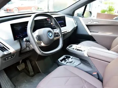 BMW iX 2025, 11000 км, за 386800 CNY - фото 6