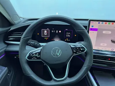 Volkswagen Passat 2025, 9000 км, за 152800 CNY - фото 22