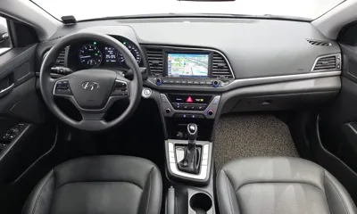 Hyundai Avante 2017, 129630 км, за 8000000 KRW - фото 7