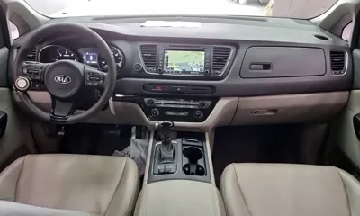 Kia Canival 2015, 126767 км, за 7500000 KRW - фото 7