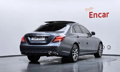 Mercedes-Benz E-Class 2017, 48740 км, за 21800000 KRW