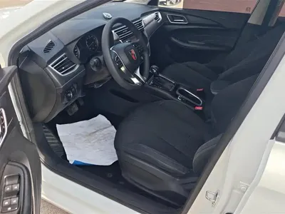 Roewe i5 2019, 84400 км, за 24400 CNY - фото 9
