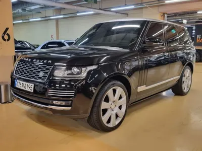 Land Rover Range Rover · 2015 год