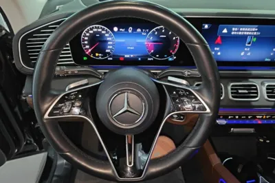 Mercedes-Benz GLE 2024, 59500 км, за 523239.7 CNY - фото 13