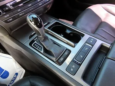 Hyundai Genesis 2016, 133940 км, за 9200000 KRW - фото 10