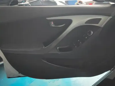 Hyundai Elantra Langdong 2017, 117500 км, за 31800 CNY - фото 7