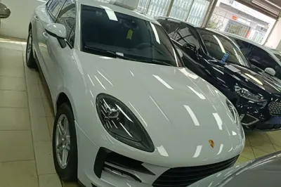Porsche Macan 2020, 111100 км, за 208520.91 CNY