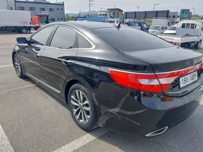 Hyundai Grandeur 2012, 249237 км, за 3800000 KRW