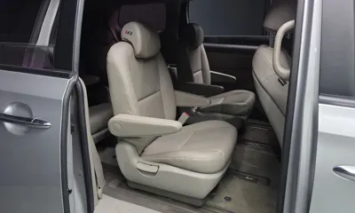 Kia Canival 2017, 96959 км, за 8500000 KRW - фото 12