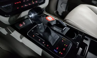 Kia Canival 2015, 123022 км, за 10500000 KRW - фото 9