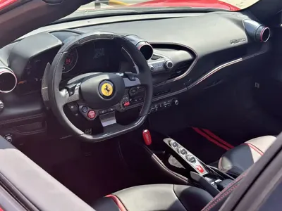 Ferrari F8 2023, 3700 км, за 3458000 CNY