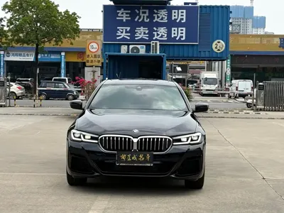 BMW 5 Series 2023, 20000 км, за 225000 CNY