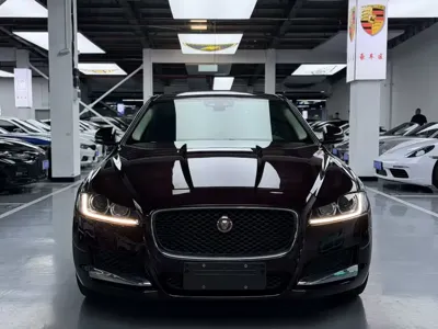 Jaguar XFL · 2017 год