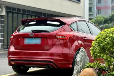 Ford Focus 2015, 11900 км, за 64064.06 CNY - фото 8