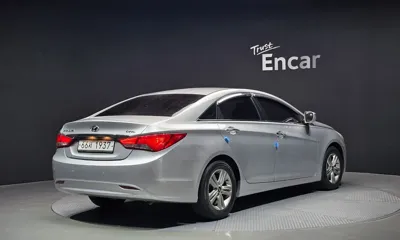 Hyundai Sonata 2013, 103367 км, за 4900000 KRW