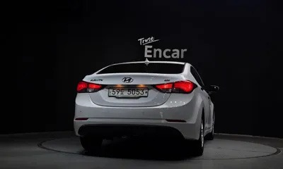 Hyundai Avante 2015, 86129 км, за 6500000 KRW