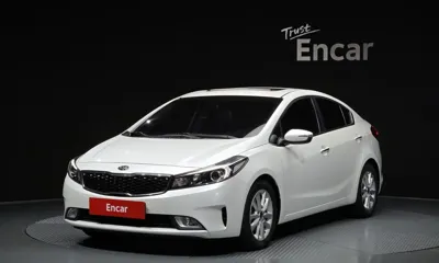 Kia K3 · 2017 год