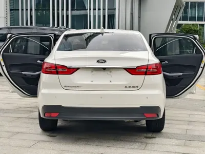 Ford Escort 2020, 60000 км, за 33800 CNY - фото 34