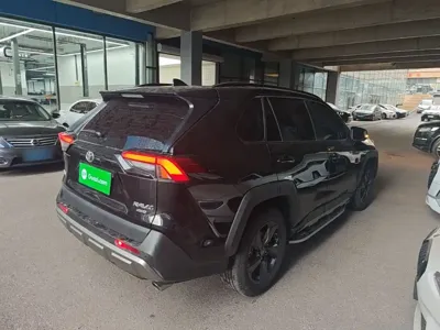 Toyota RAV4 2023, 26300 км, за 128100 CNY - фото 7