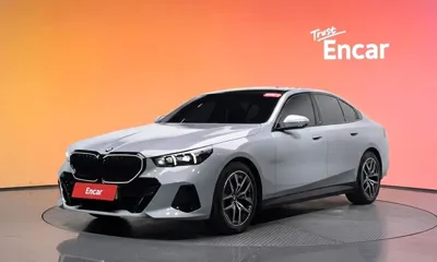BMW 5-Series · 2026 год