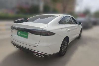 Geely Auto Emgrand 2026, 5600 км, за 77619.21 CNY