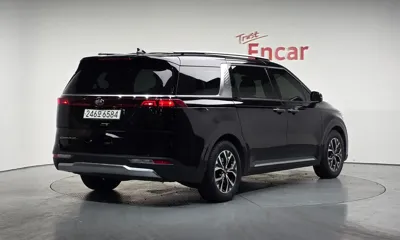 Kia Canival 2021, 100668 км, за 22500000 KRW